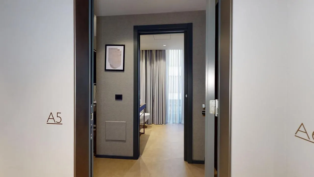 Galleria The Smart Boutique Aparthotel By Ospitami Milan 4*,